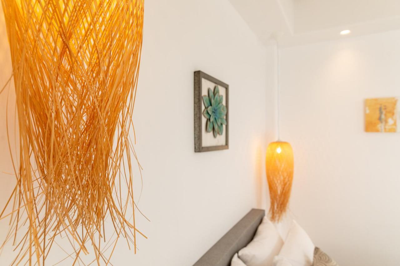 Naxos City Naxos Downtown Apartments & Suites מראה חיצוני תמונה