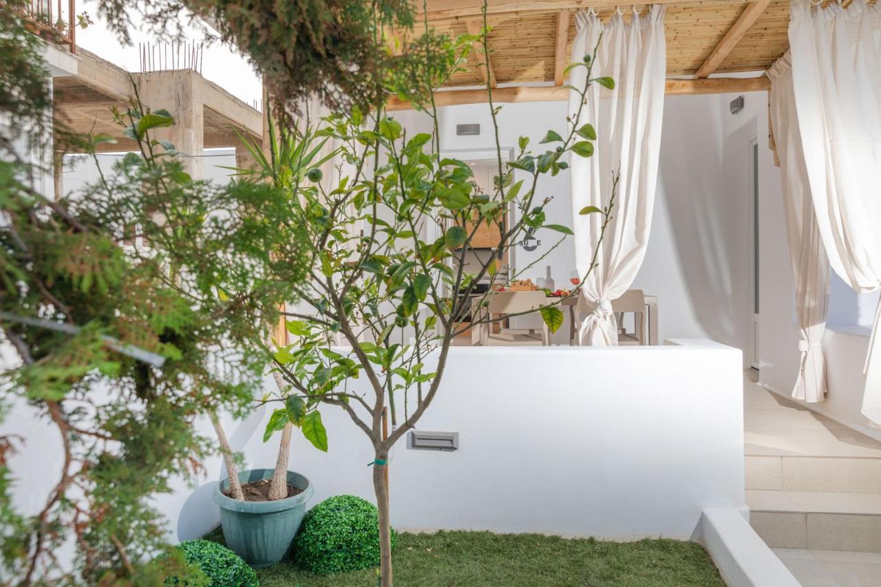 Naxos City Naxos Downtown Apartments & Suites מראה חיצוני תמונה